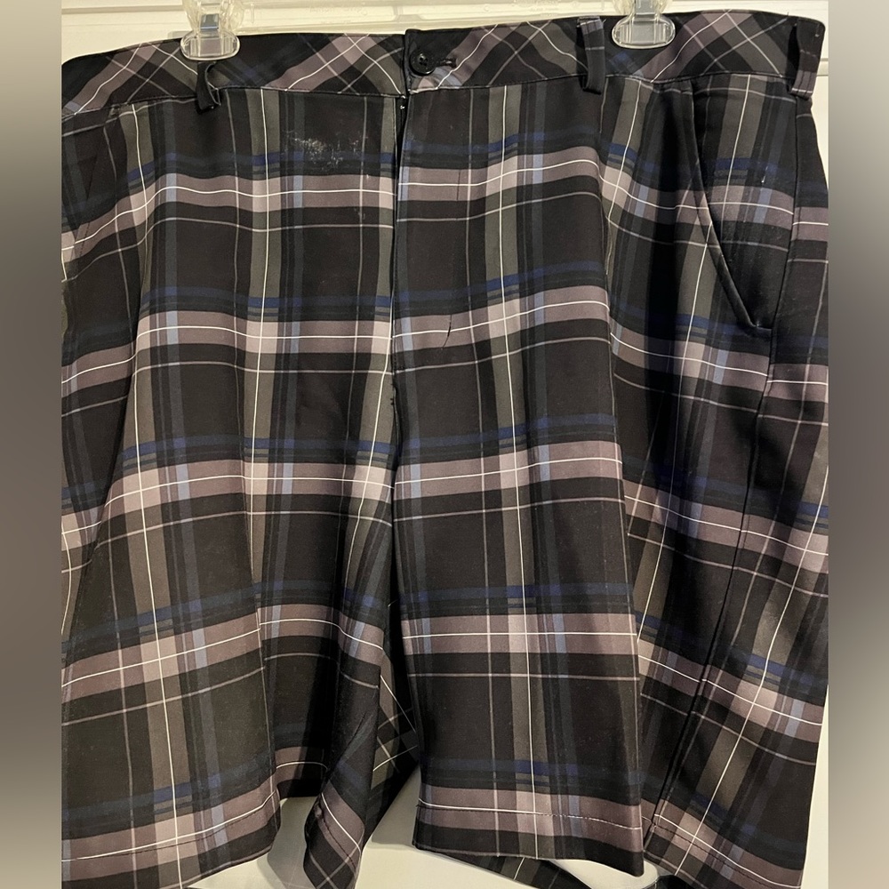 Reebok golf shorts 44